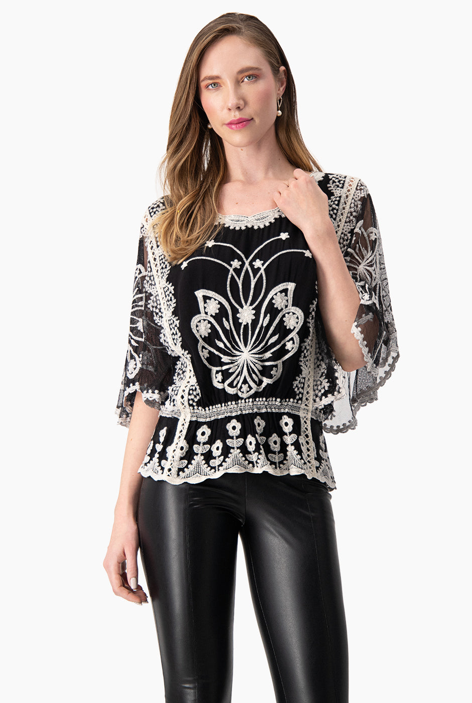 Blusa Peplum Bordada