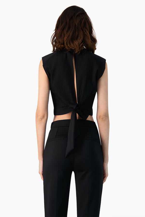 Blusa recta con abertura en espalda