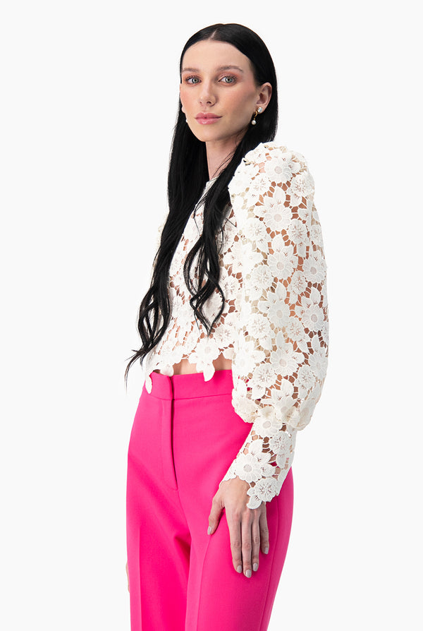 Blusa de manga larga con puños y cuello alto