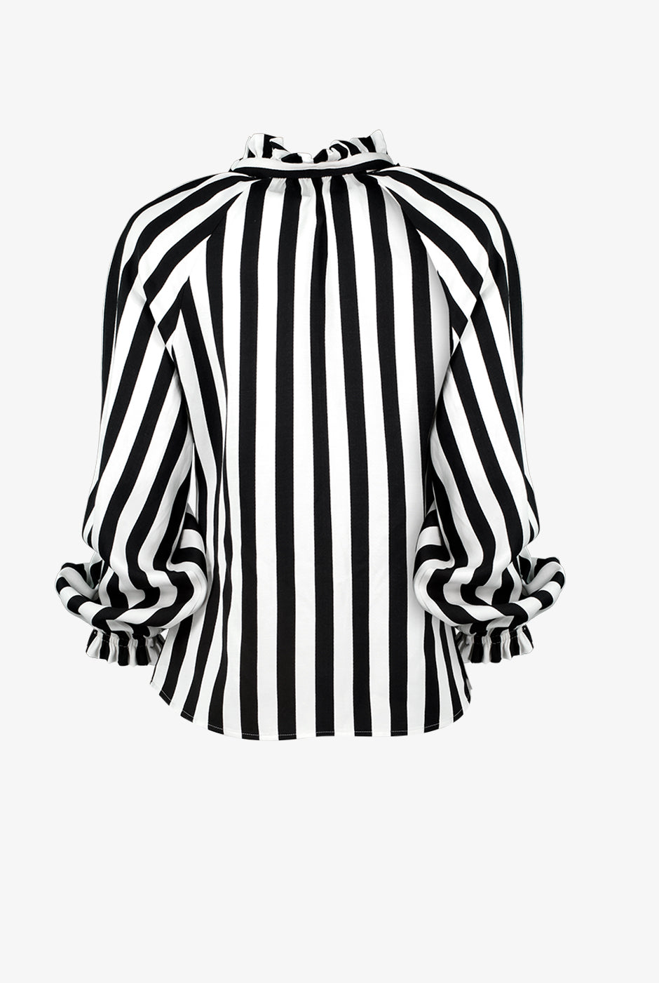 Blusa de escote en V y cuello alto
