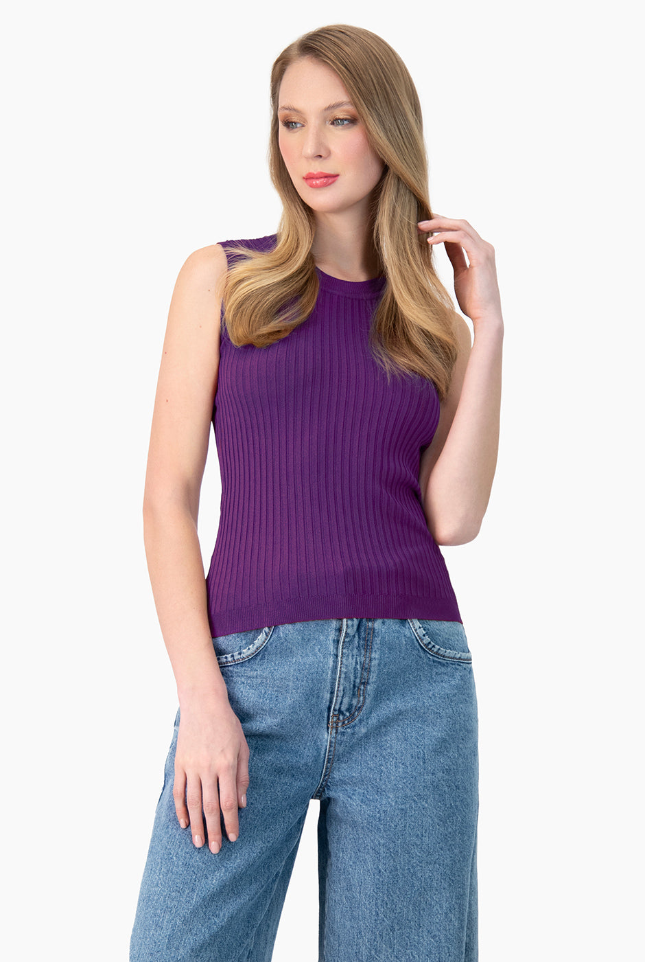 Blusa sin mangas color magenta