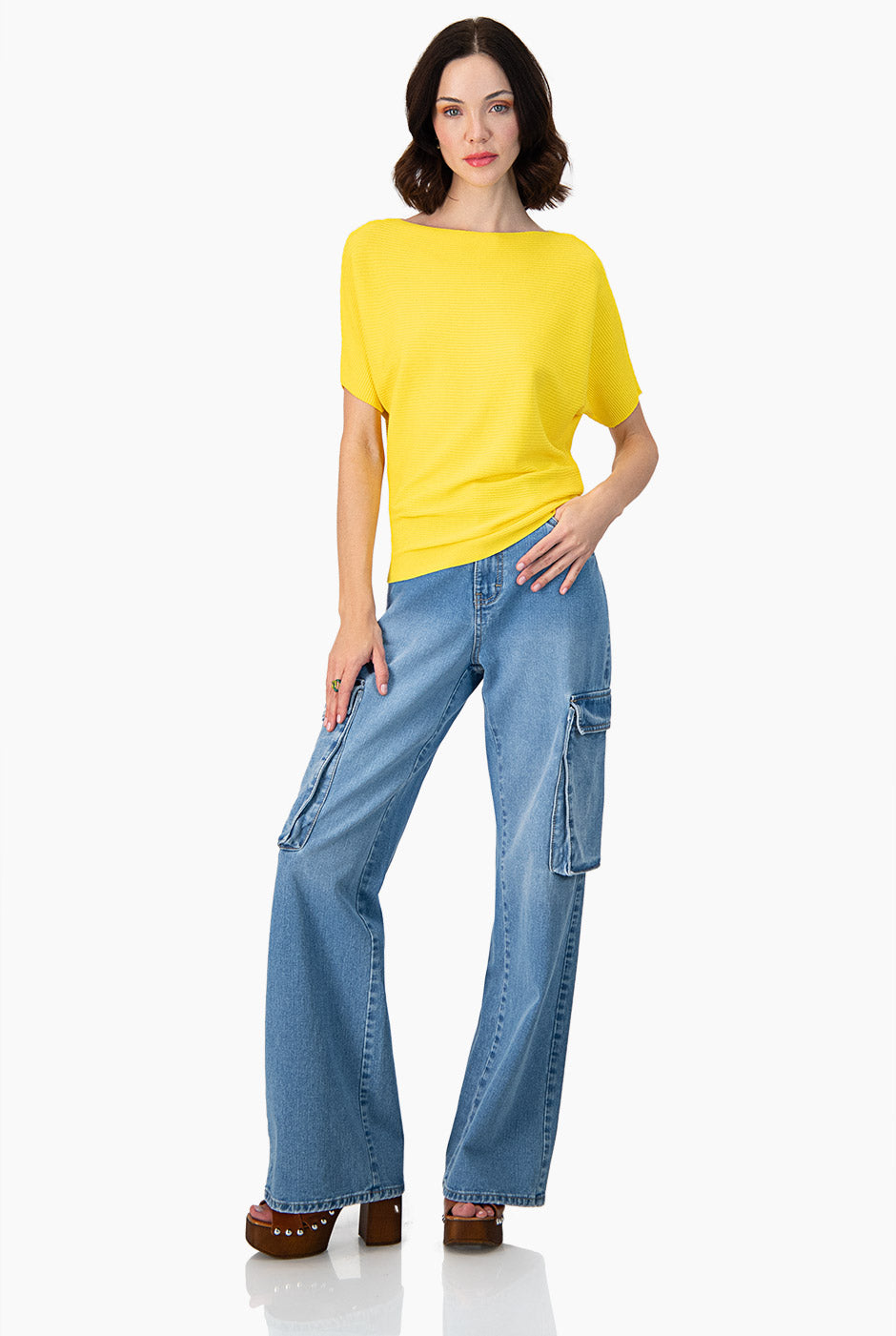 Blusa manga corta color amarillo