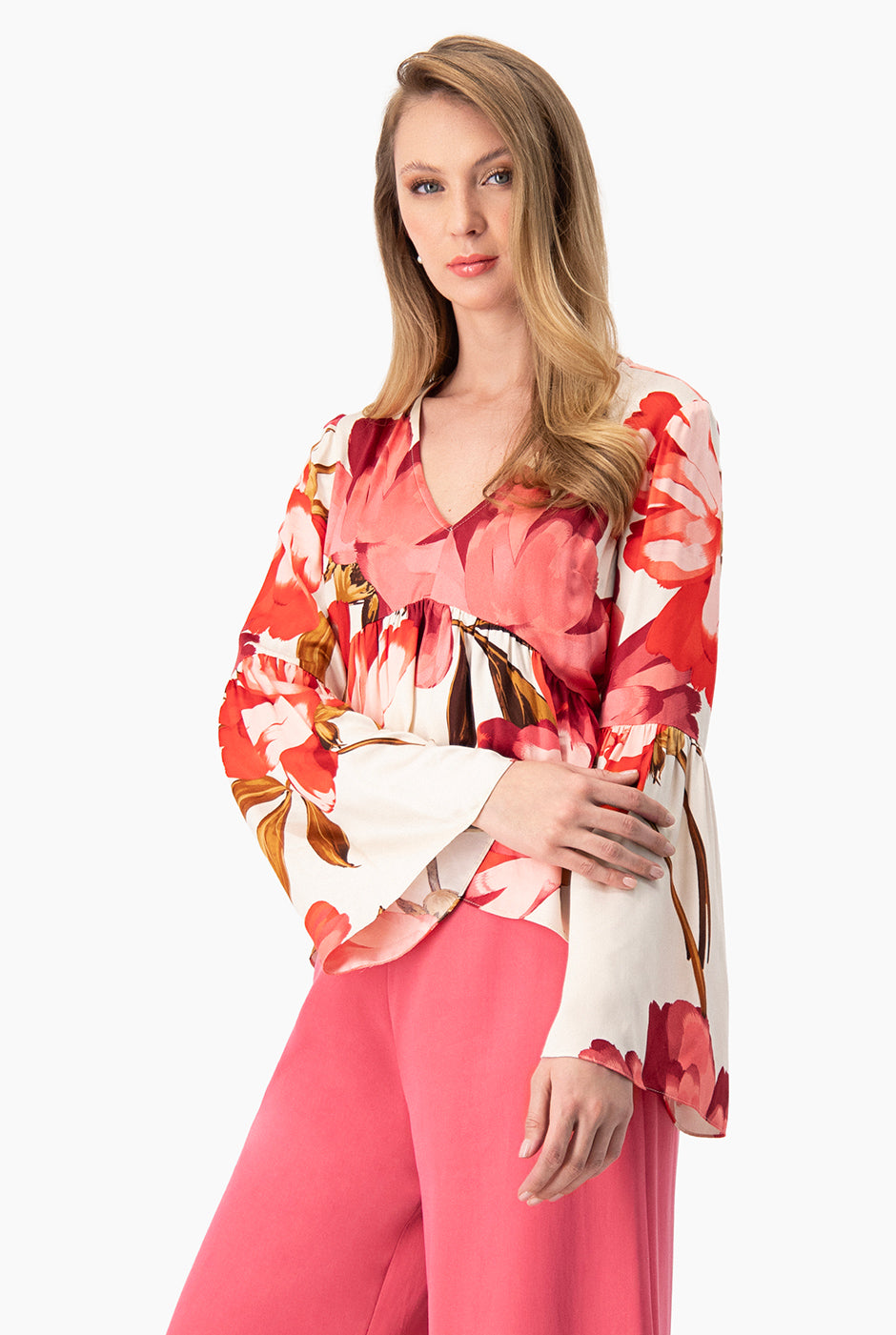 Blusa manga larga campana con escote en V