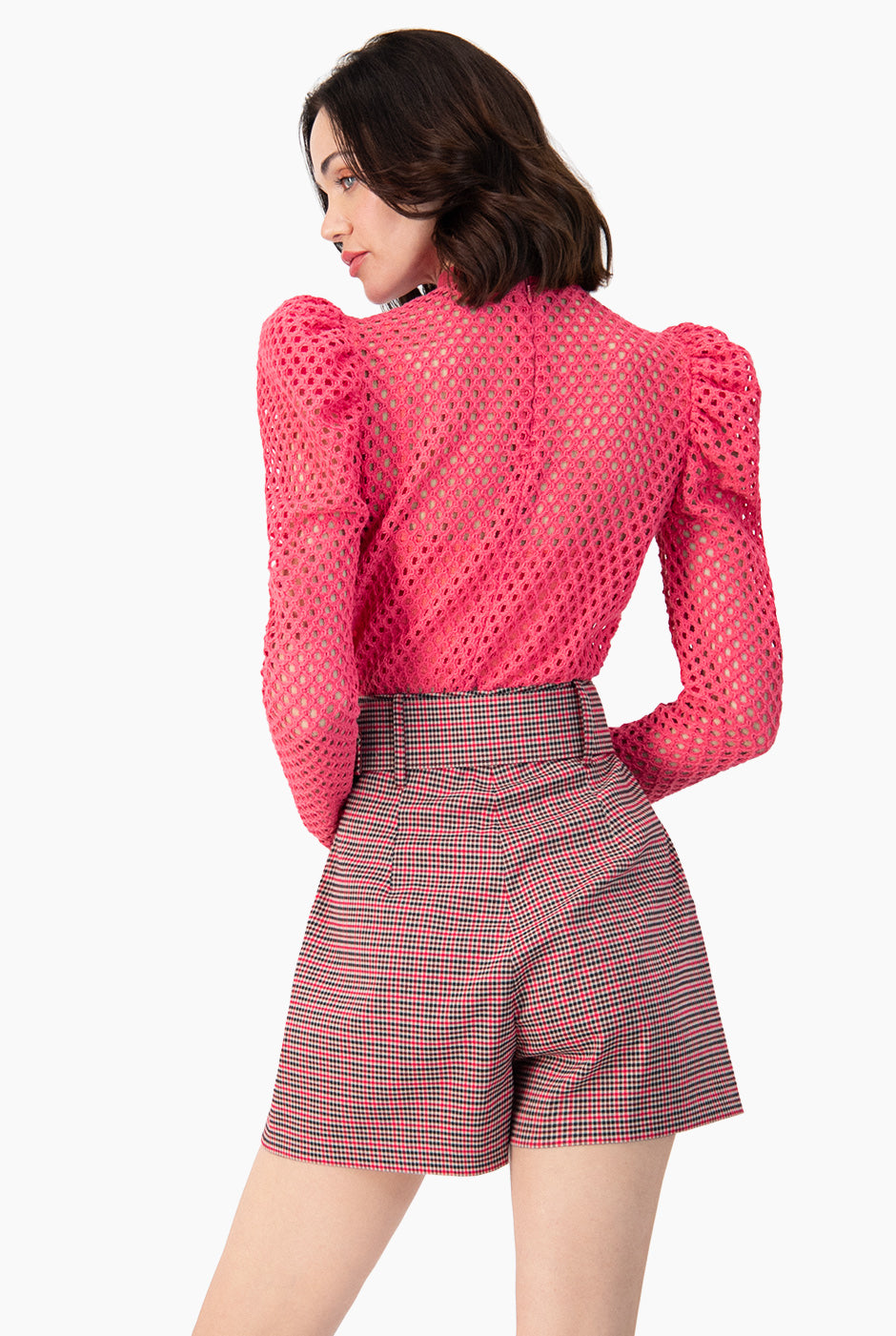 Blusa con hombro abullonado y manga larga