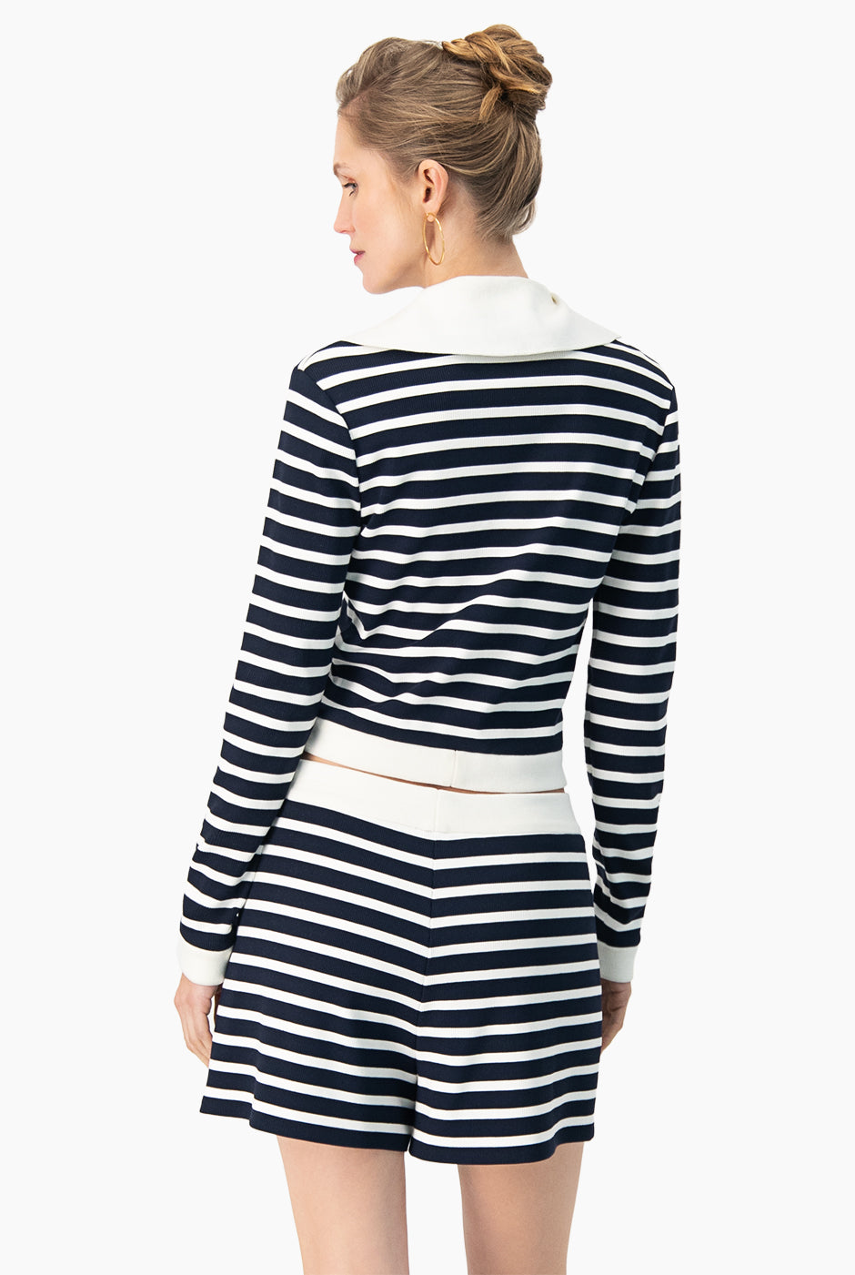 Top de manga larga escote V azul marino con cuello camisero y puños en cardigan, Ivonne Tingle Top