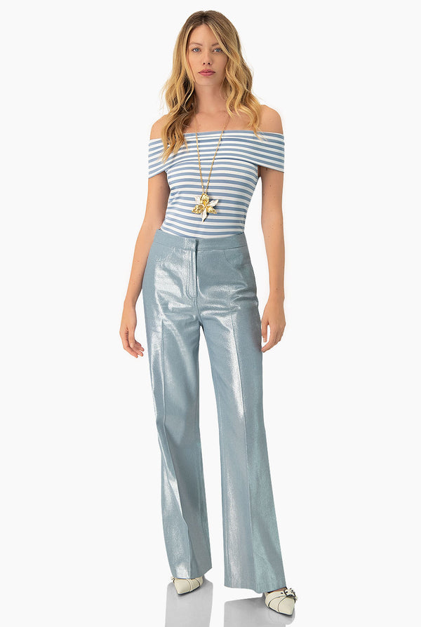 Blusa de hombros descubiertos