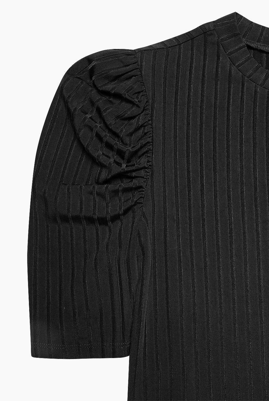 Blusa negra de hombro abullonado en tejido de canalé, diseño elegante y moderno de Ivonne