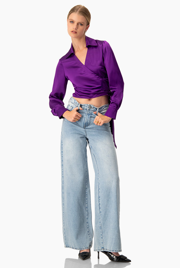 Blusa morada cruzada con amarre