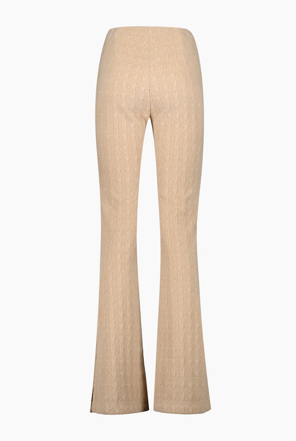 Pantalon campana con abertura interna
