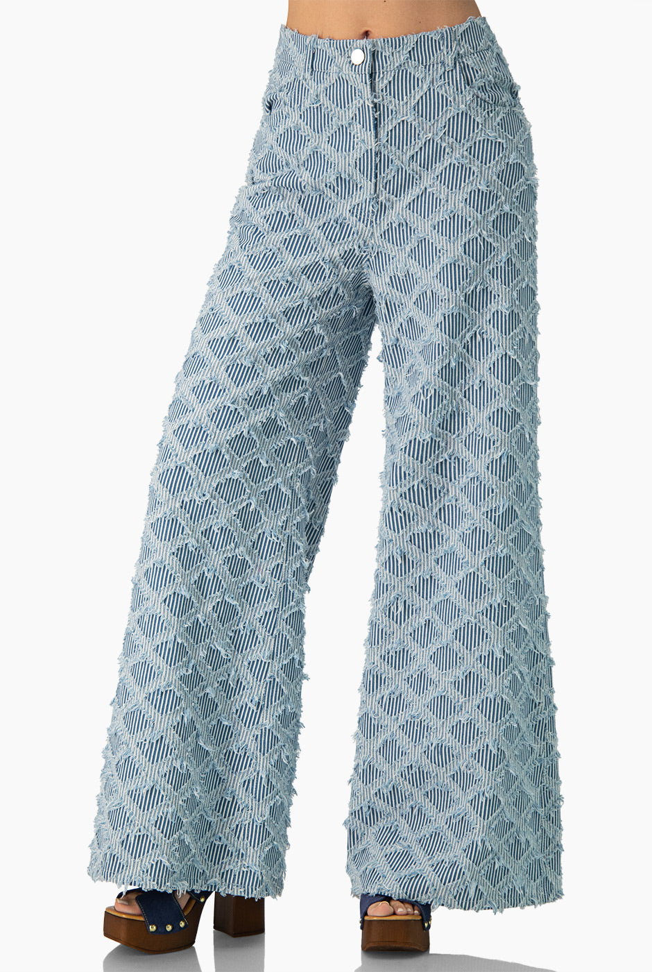 Pantalón recto de pierna amplia azul con detalles deshilachados