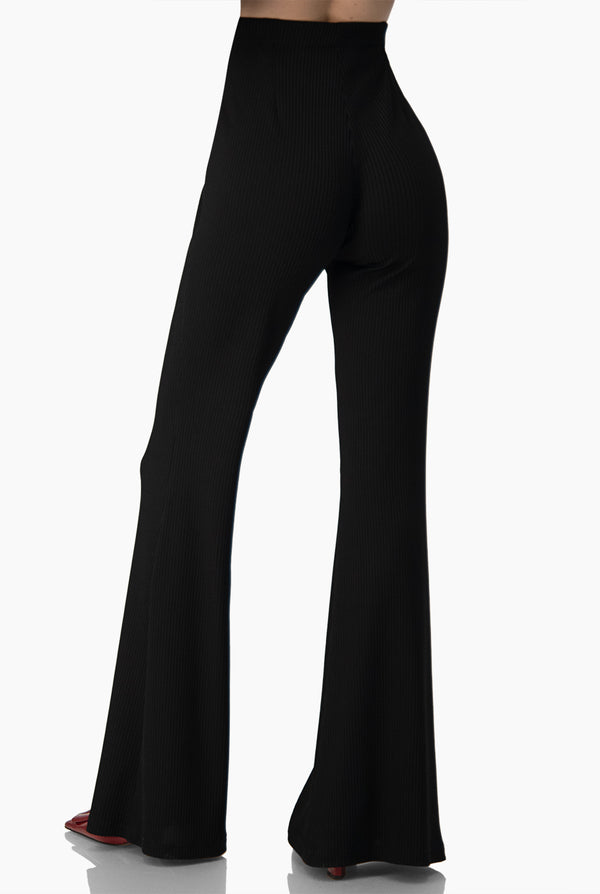 Pantalon semi campana negro