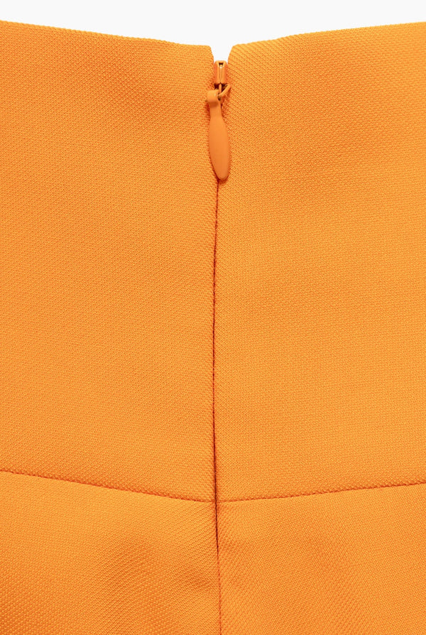 Pantalon de pierna y pretina amplia