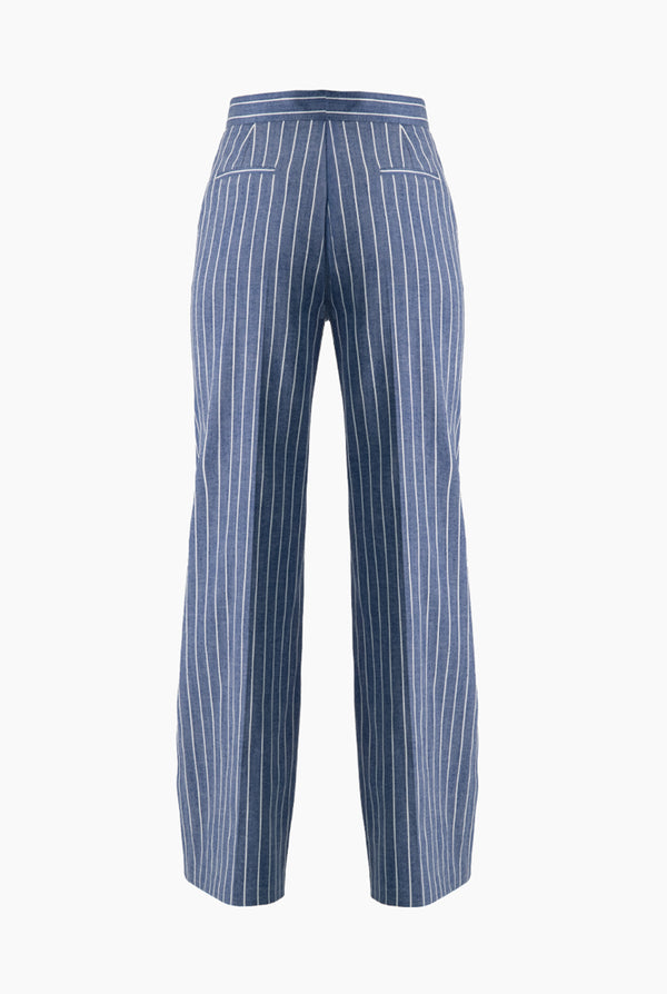 Pantalon de rayas y pierna amplia