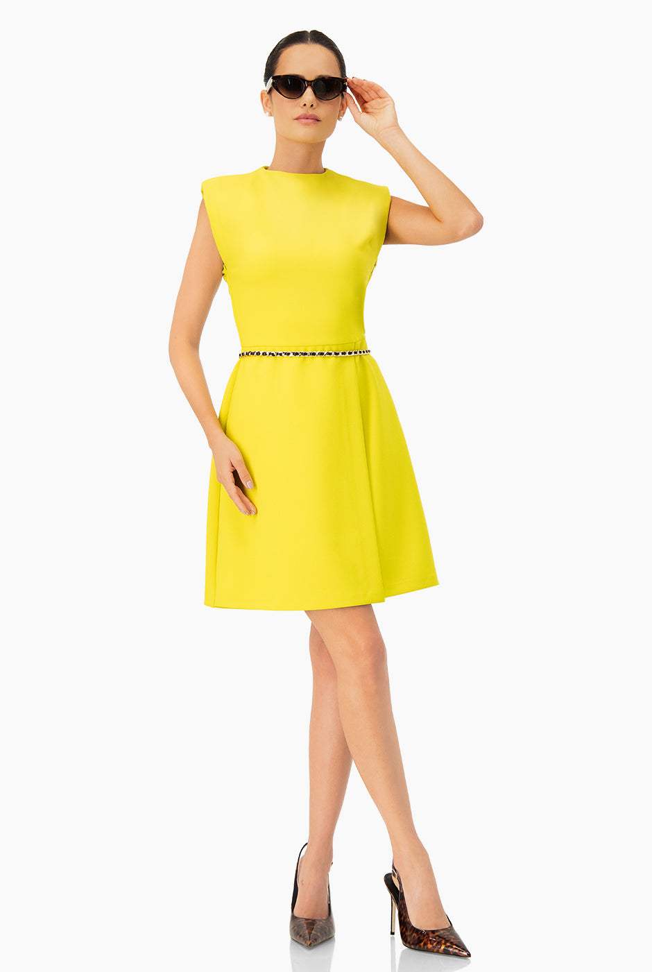 Vestido corto verde línea A sin mangas
