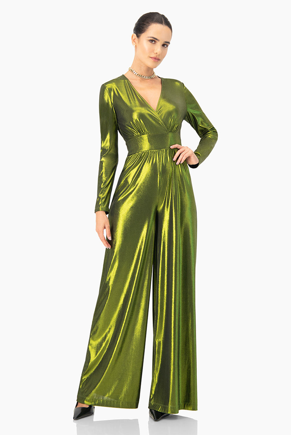 Jumpsuit verde de escote en V y manga larga