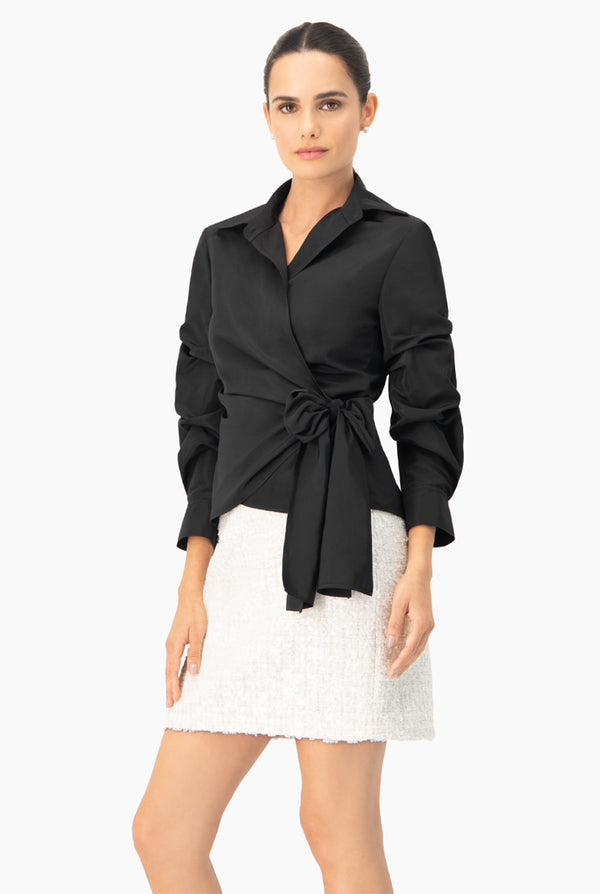 Camisa Cruzada Negra Elegante