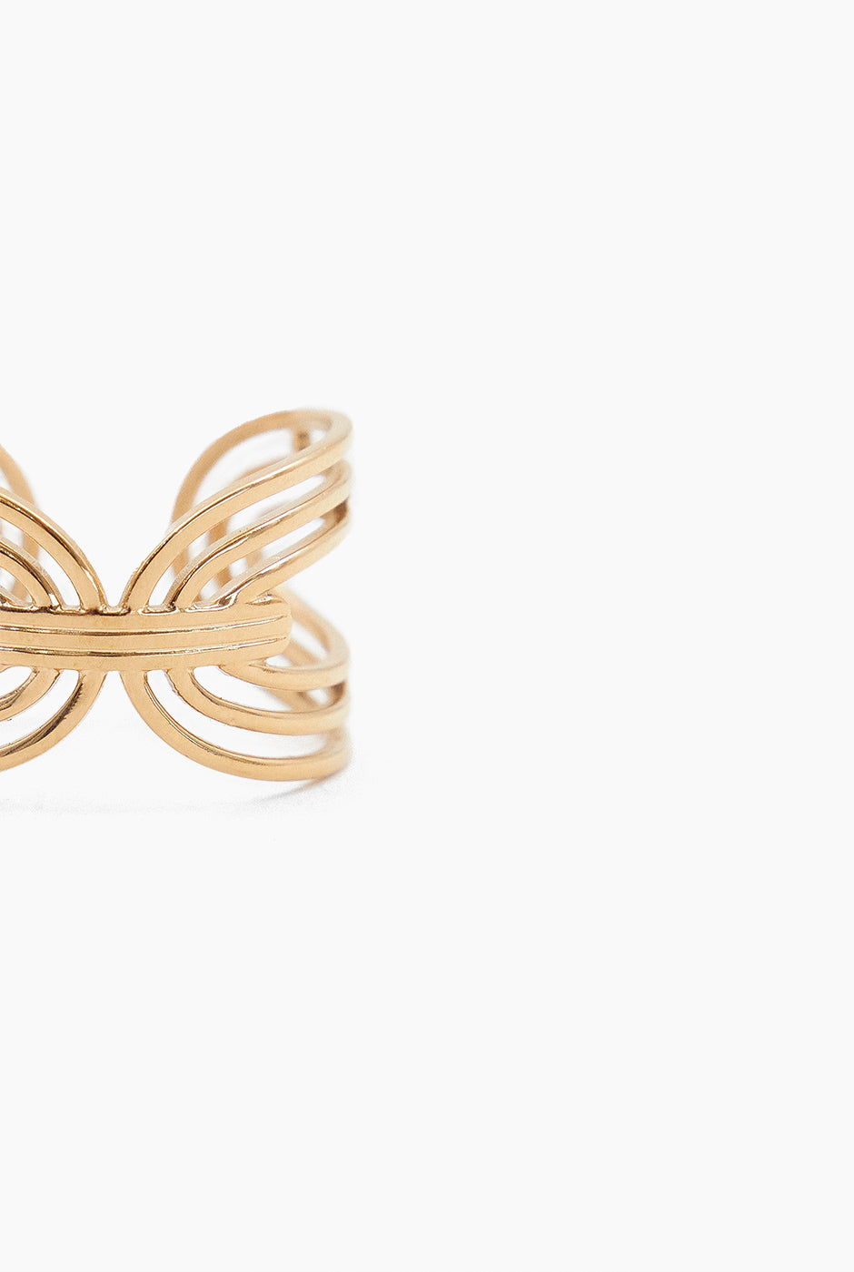 Anillo Hollow Out