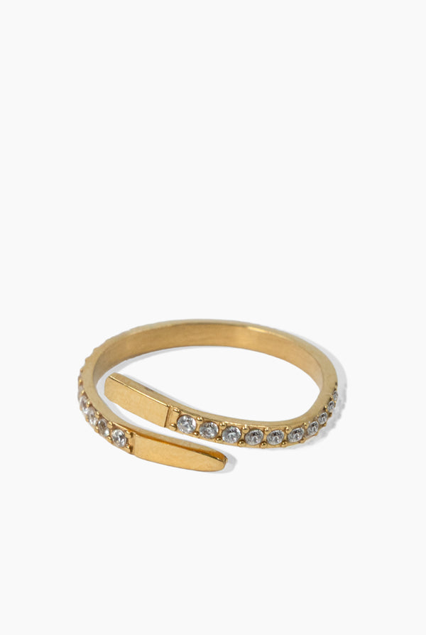 Anillo Dorado Envolvente