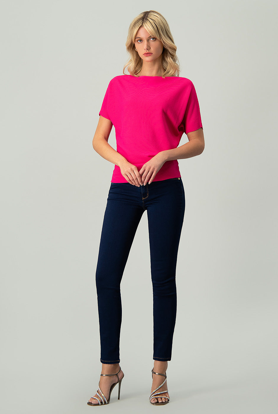 Blusa básica manga corta