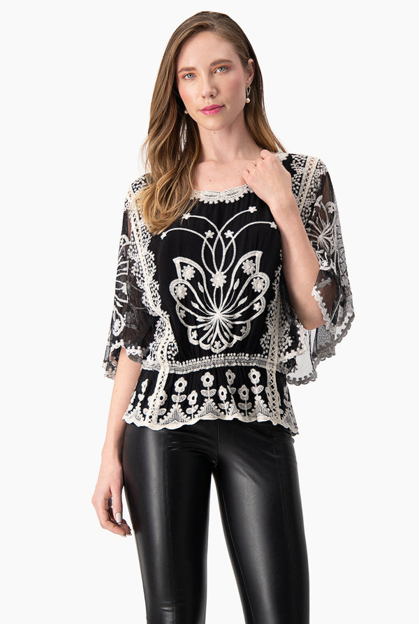 Blusa Peplum Bordada