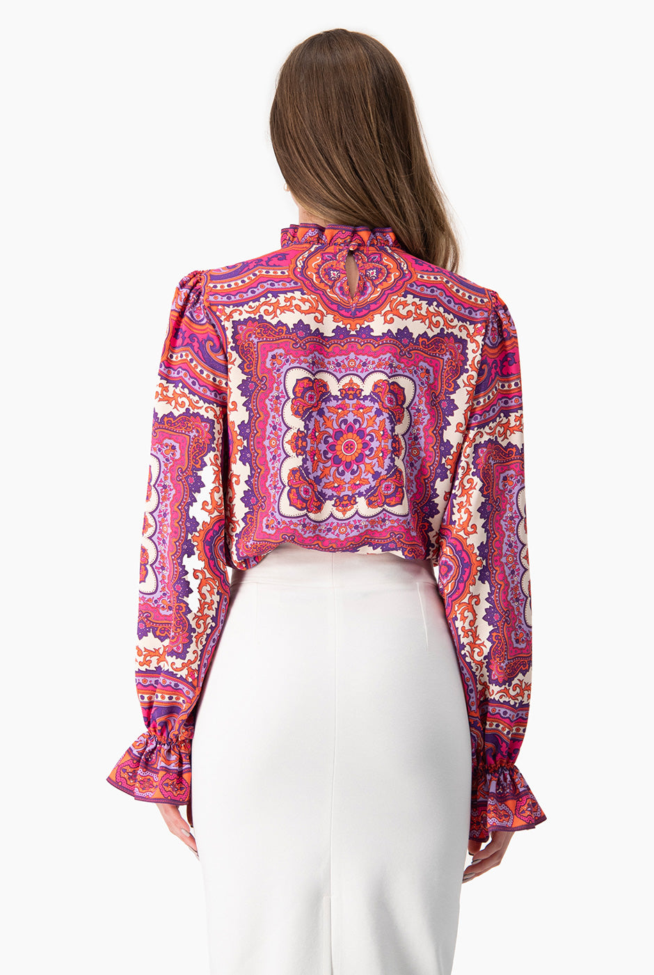 Blusa de manga larga estampada y cuello alto