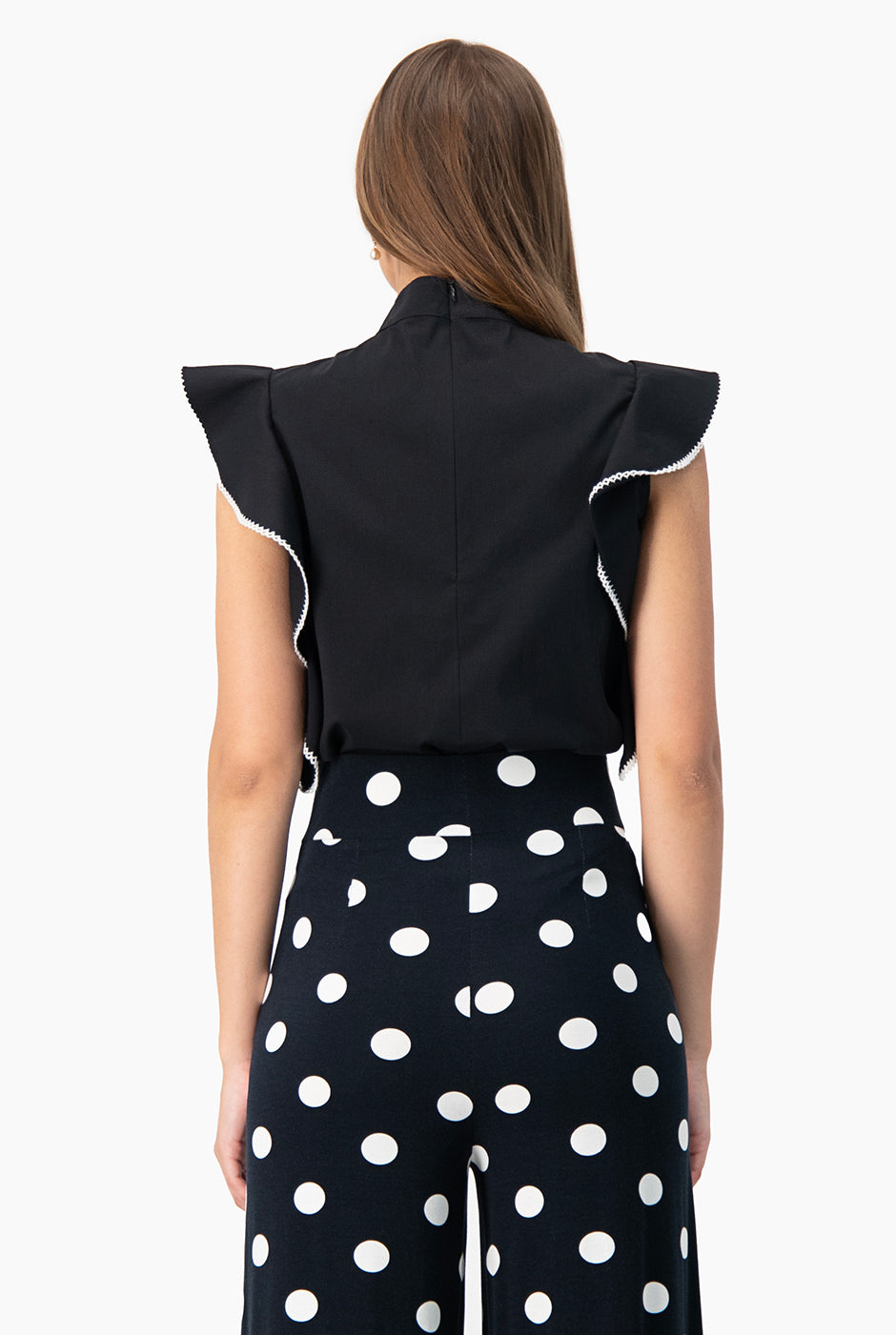 Blusa recta sin mangas y cuello redondo