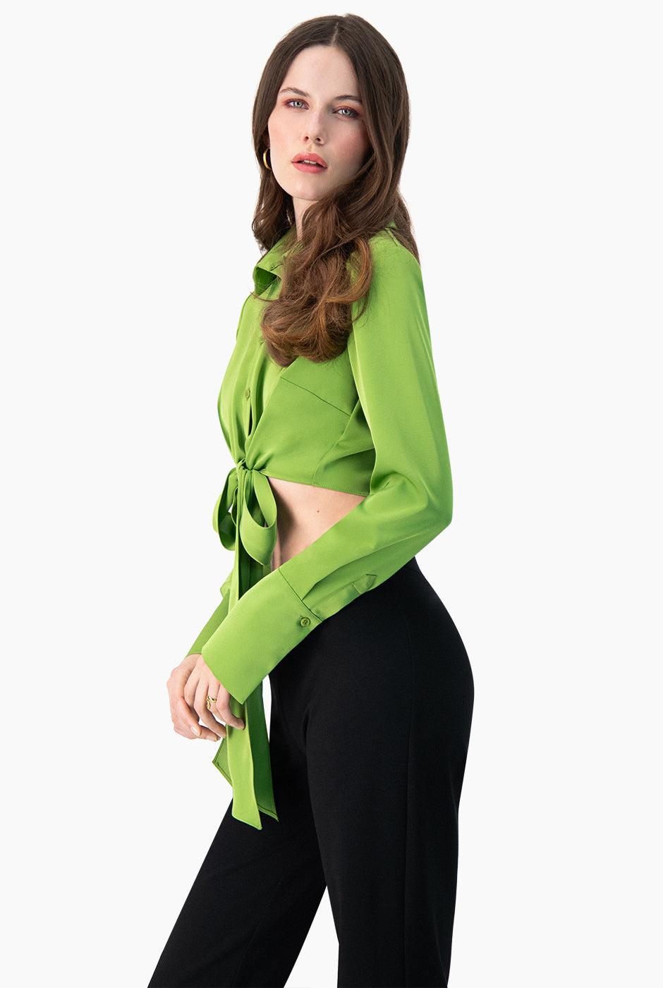 Blusa de manga larga con amarre frontal