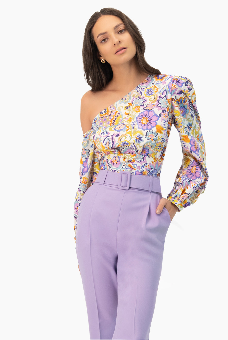 Blusa estampada floral de un hombro con amarre