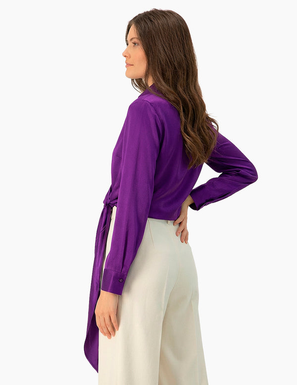 Blusa morada cruzada con amarre