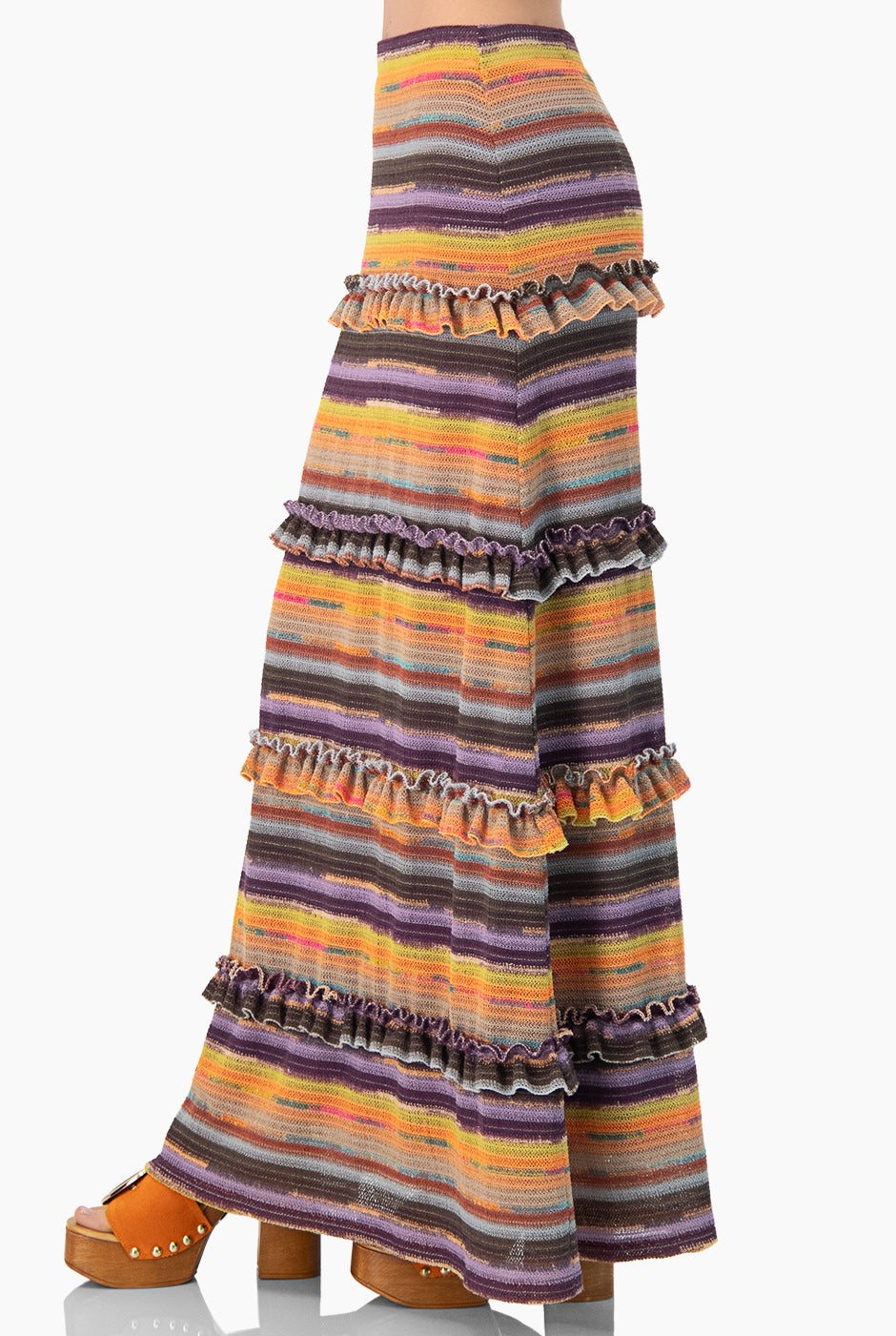 Falda midi tejida multicolor con detalle de olanes de Ivonne