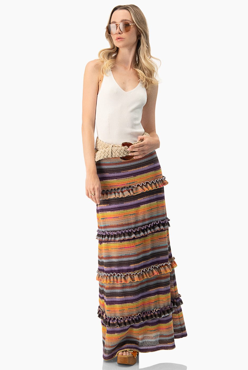 Falda midi tejida multicolor con detalle de olanes de Ivonne