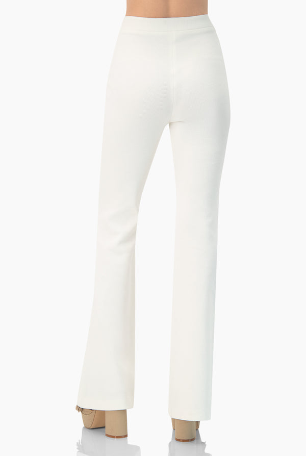 Pantalon campana color blanco