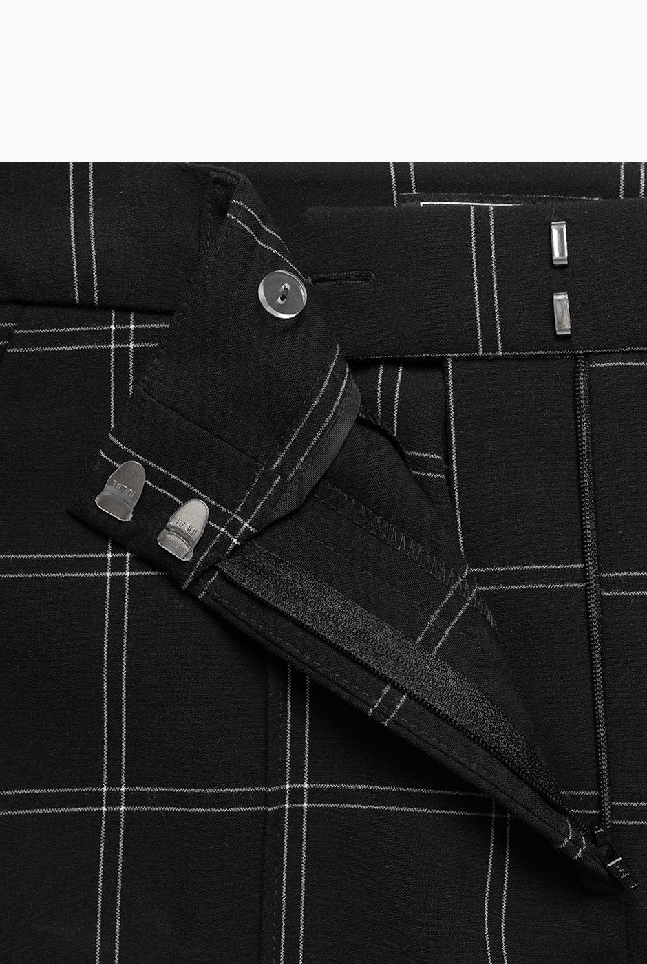 Pantalón negro sastreado recto con estampado de cuadros