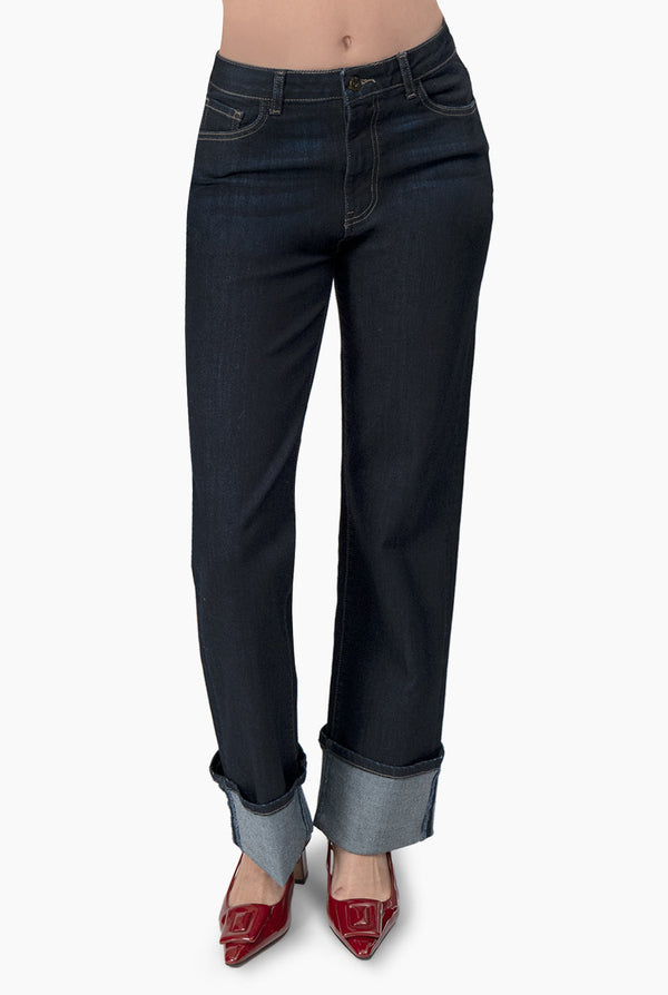 Jeans recto de un boton frontal