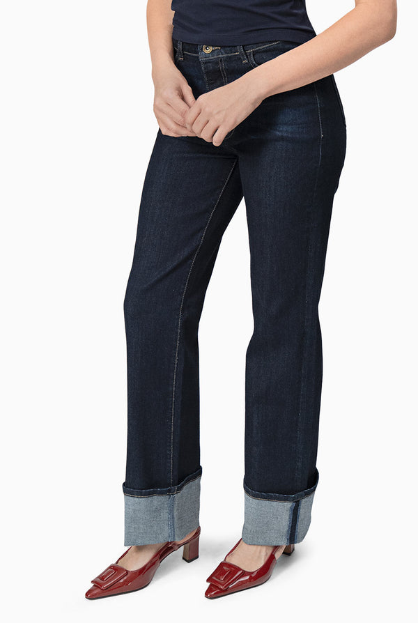 Jeans recto de un boton frontal