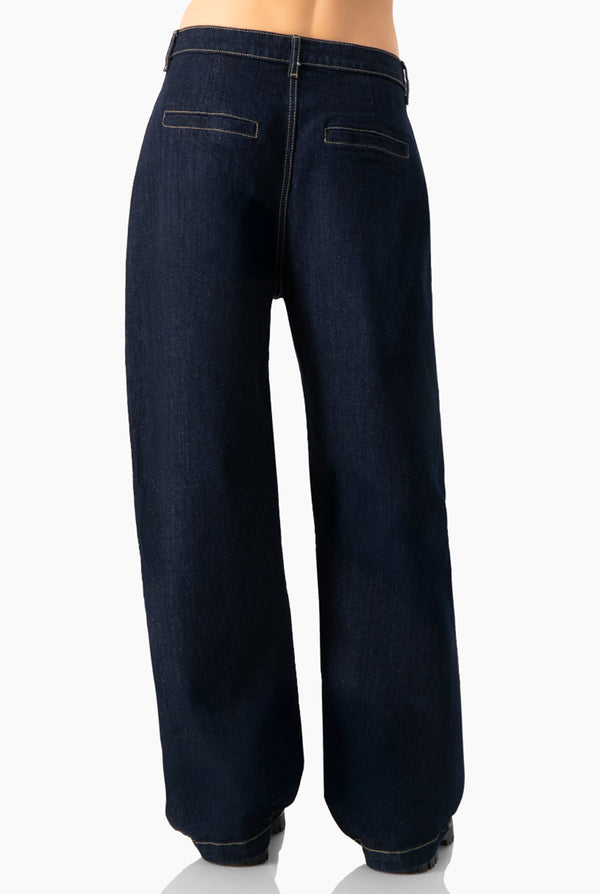 Jeans marino de pierna amplia