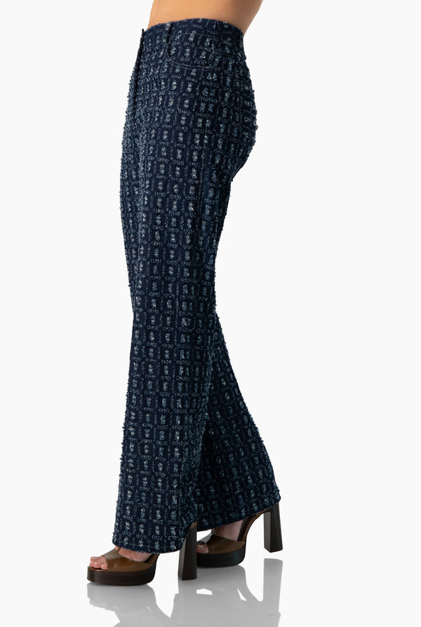 Pantalon denim recto con bolsillos