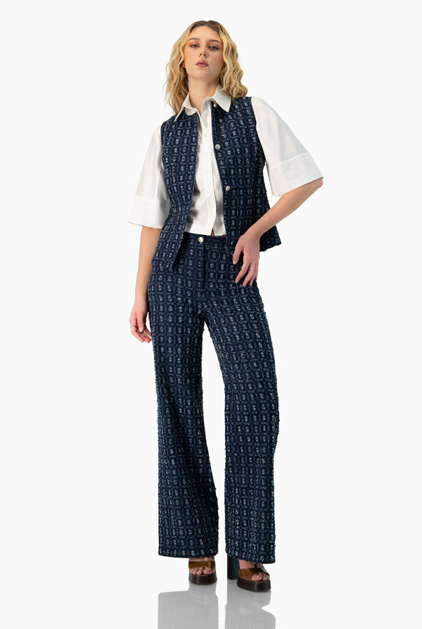 Pantalon denim recto con bolsillos