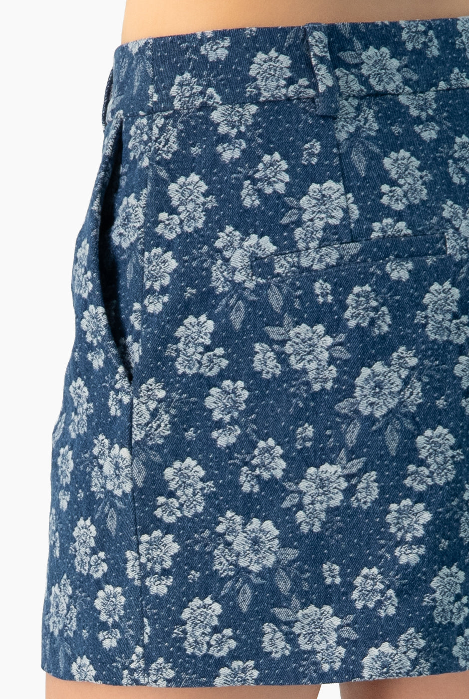 Short Denim