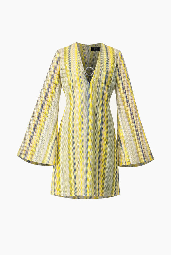 Vestido corto tejido y escote V