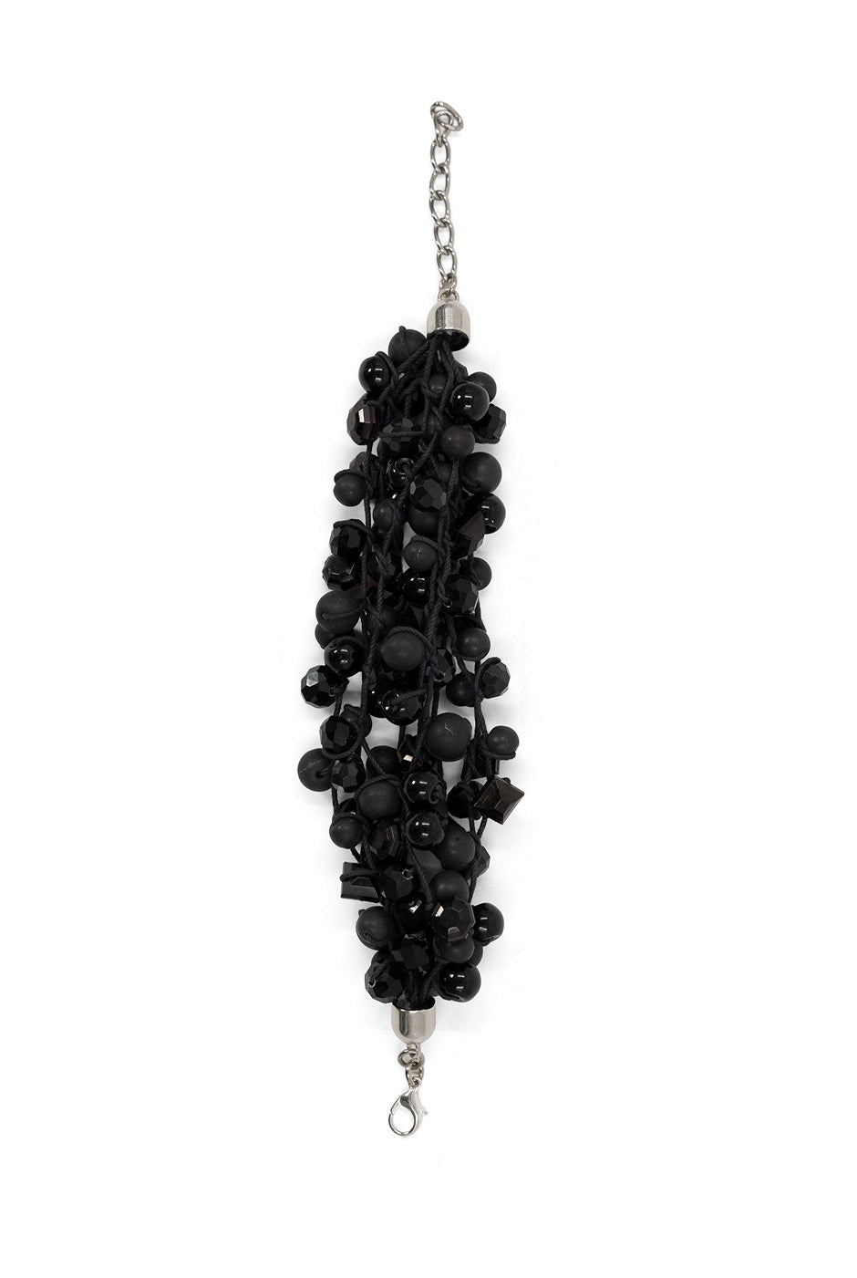 Pulsera de abalorios negros con cierre metálico